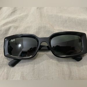 RAY-BAN sunglasses
